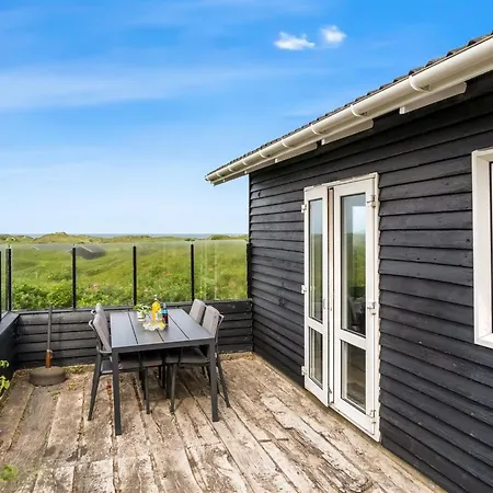 Thorfrid - 150m From The Sea By Interhome